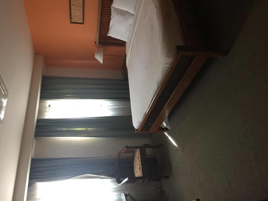 Hotel Seri Costa Малакка Экстерьер фото